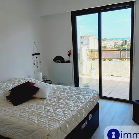 Air-Conditioned Apartment With Park And Swimming Pool A Cagnes Exterior photo
